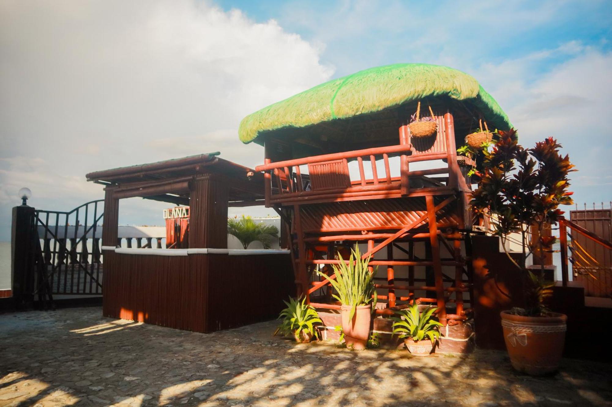 Olana Bed And Breakfast Labrador Bagian luar foto